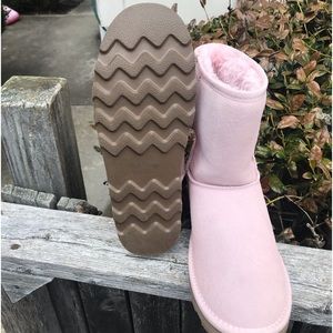 Womens brand new boots size 10